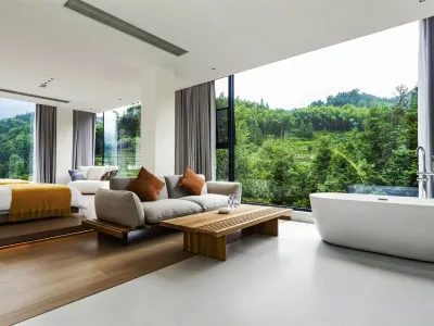 MangShanyuanzhuminsu 망산 삼림온천/망산 삼림온천 주변 호텔