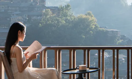 Seven Letters · Zhanyue Hotel