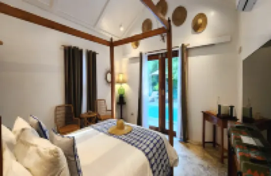 Sirom Beach House