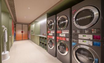 Orange Hotel (Nanjing Confucius Temple Cruise Terminal)