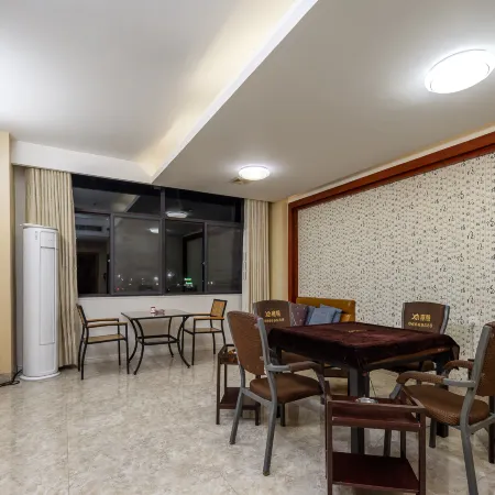 Le'an International Hotel (County Government)