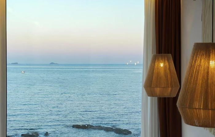 Pingtan Haitang Junshanxia Seaview Homestay (Beigang Road, Huandao Road)