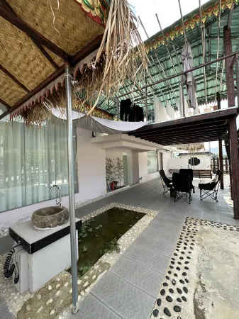 Yingfeng Themed Homestay Отели рядом с достопримечательностью «Daluo Town»