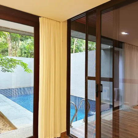 Shimei Bay | Seaview Mountain Residence for a Vacation Retreat