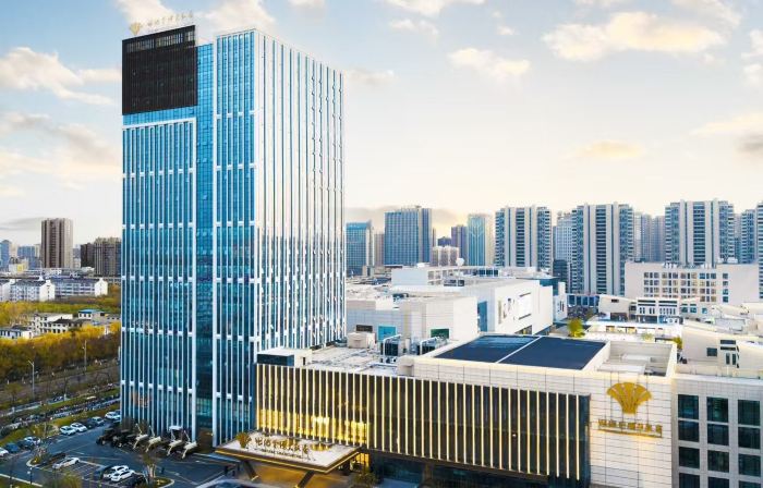 Mengcheng Empark Grand Hotel (Kunpeng Square Fangyuanhui)