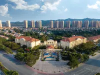 GRAND NEW CENTURY Dongiang Huizhou Hotel berhampiran Guangdong Huizhou Technician College