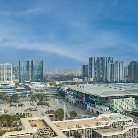 Haoke Collection Hotel (Chengdu East Railway Station West Square)