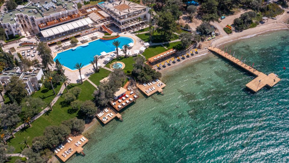 DoubleTree by Hilton Bodrum Isil Club Ultra All Inclusive Resort