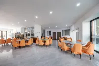 Shengweiya Holiday Hotel (Delong International Jewelry City Branch)