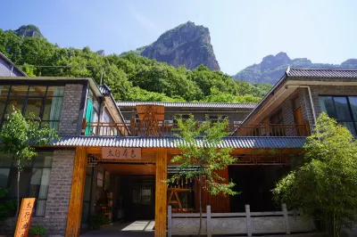 Taihang Bense Homestay (Guoliang) Các khách sạn gần China Film And Television Village Guoliang