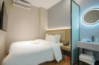 이쥐 호텔 (카이펑 구러우 광장) 카이펑 호텔