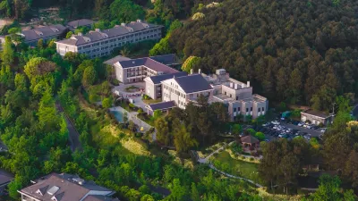 融景飯店（鐵山坪森林公園店） 天空之城露營地附近的飯店