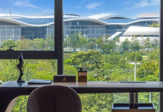 5. 펑잔 인터내셔널..