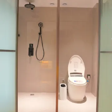 Bole Yunqi Hotel (Bole Station Beijing Bridge)