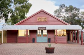 Outback Hotel & Lodge