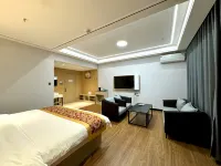 Tianhong Grand Hotel (Tengzhou Railway Station)