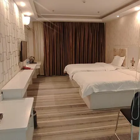 Super 8 Hotel (Shanshan Railway Station Town Tuha Oilfield)