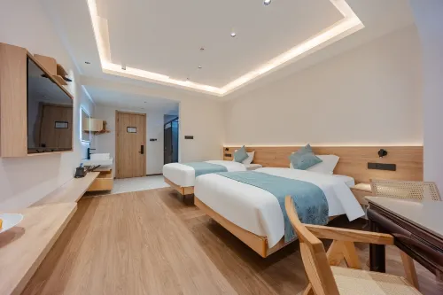 โรงแรมเกาหยี่ ลูซาน (สาขา ซูเต้า รุ่ยฉิน เลคไซด์)