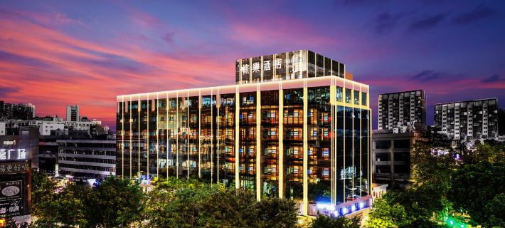 Palm Music Hotel Отели в г. Чжухай