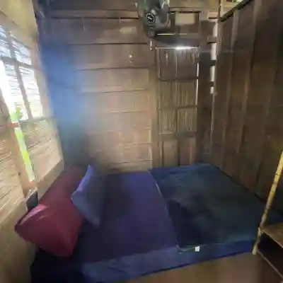 KUBU YR Rooms