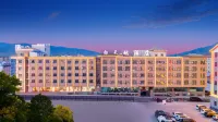 White Swan Hotel (Bayinbulak Town)