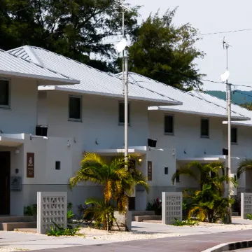 CORAL ISLAND