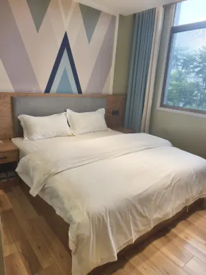 Yuxi Changyuan Hotel