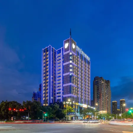 Luochu S Designer Hotel (Ningbo Romon Global Park Branch)