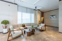 Dayin Boutique Hotel (Kuitun Huijia Times Shopping Mall Branch)