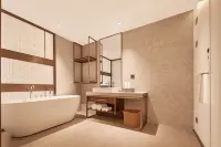 Yinchuan Lanzha Valley Business Plaza New Century Mingting Hotel