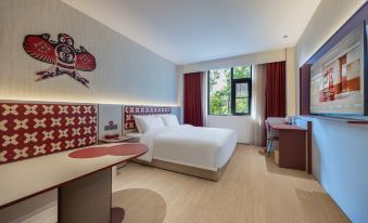 Ni Hao Hotel (Dali Station Erhai Park)