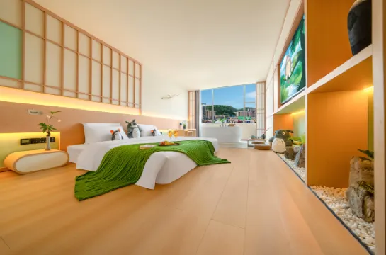 貓的遠方YOUNG·IS·FASHION設計師民宿（安順學院高鐵西站店）