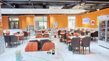 QianYueHotel Отели рядом с достопримечательностью «Khorgas National Gate Scenic Area»