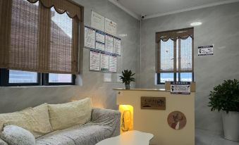 Tianmen Mountain River Homestay