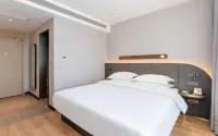 Jinjiang lnn Hotel Kuitun Tianbei New District Branch فنادق في كوي تُن