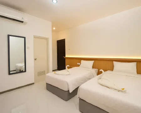 Lume Stay by Sinergi Hotels in West Semarang