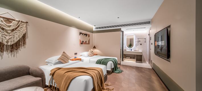 Li Zhu Smart Hotel (Huaibei Sui-Tang Canal Ancient Town Branch) Отели в г. Хуайбэй
