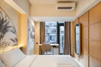 Cove Carstensz BSD - balcony