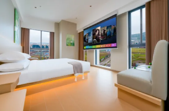 Qinghe AI Smart Audio-Visual Hotel (Chongqing East Station) Hotels near Yinglongxia Tourism Sceneic Area