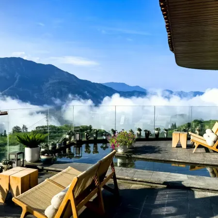 Floral Lux Hotel · Longji Jinglan Guesthouse (Longji Terraces Jiulong Wuhu Viewing Platform Branch)
