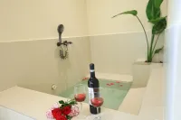 Mangzan · Holiday Garden Hotel (Mangshi Dai Ancient Town Branch) - سبا