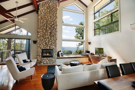 Edges by St Bernards Hotel