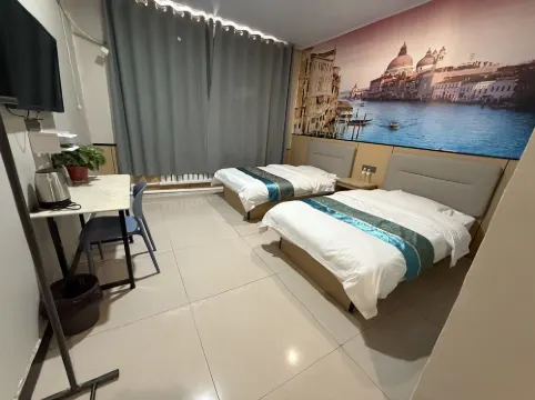 Hongtai Hotel (Renhe Hospital) Hotel di Otog Banner