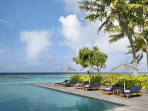 The Halcyon Private Isles Maldives, Autograph Collection