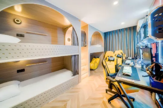 Star flight Capsule Hotel Hotels in 