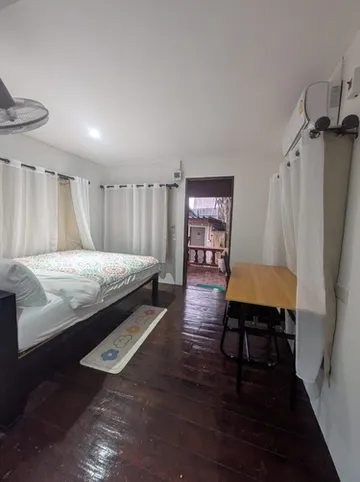 รูปภาพของSleepy beach bungalows