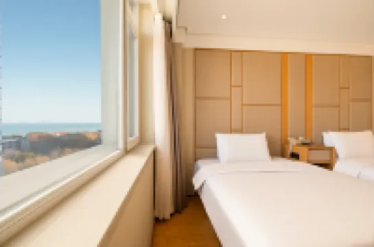 JI Hotel (Yantai Binhai Plaza Yantai Hill Park) Hotels near Changyu Wine Culture Museum