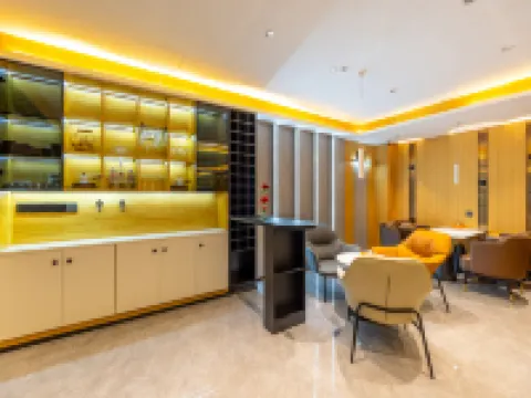 Taoyuan Crystal Hotel (Shambhala Cultural Square Branch Hotels in Hezuo