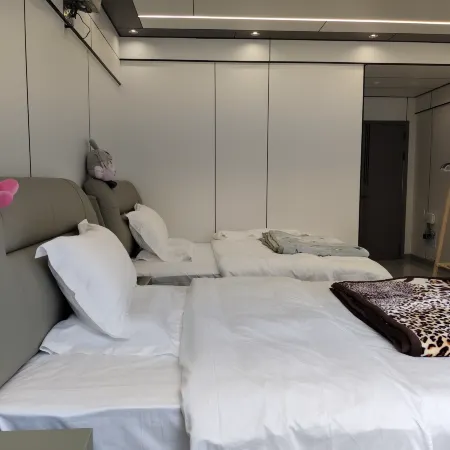 Yanjin Dousha Qin Yue Homestay