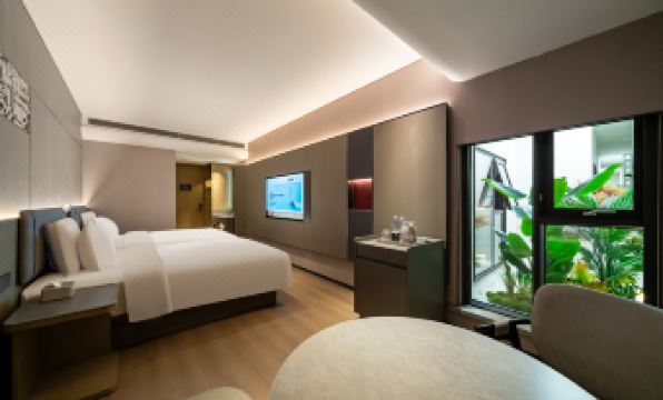 Shanghai SK Lusso Hotel (People's Square, Nanjing Road Walkway)